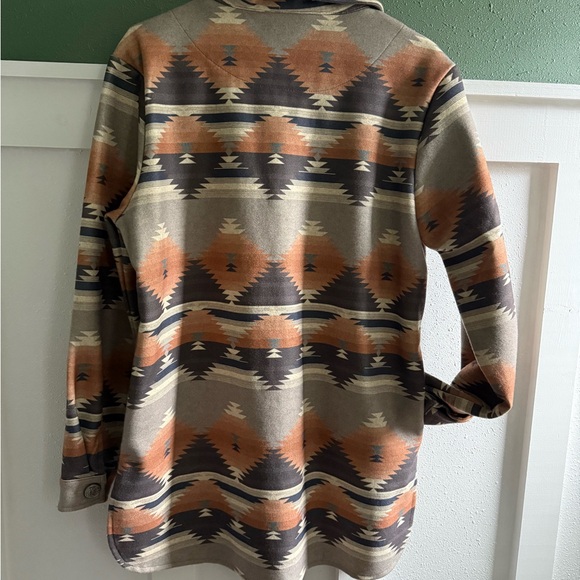 Aztec Shacket - Picture 4 of 5